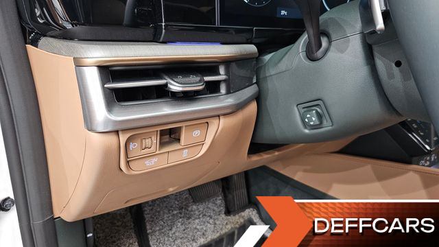 Hyundai GRANDEUR 2,5 Gasoline 2WD Calligraphy купить на сайте DeffCars