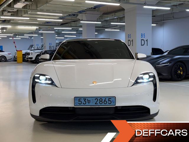 Porsche TAYCAN 4S купить на сайте DeffCars