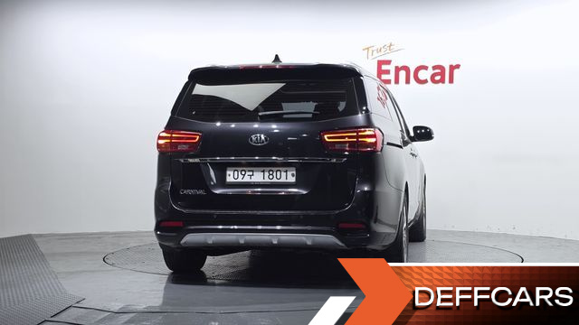 Kia CARNIVAL 9-Seater Prstige купить на сайте DeffCars