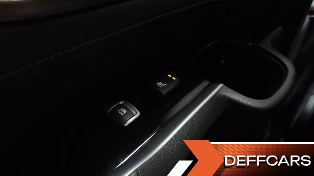 Kia SORENTO Diesel 2.2 2WD Signature купить на сайте DeffCars