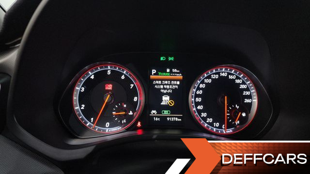 Hyundai VELOSTER 1.6 Turbo Sport Core купить на сайте DeffCars