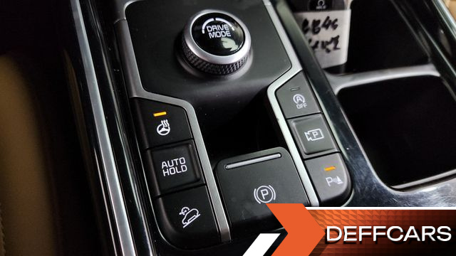 Kia SORENTO Diesel 2.2 2WD Signature купить на сайте DeffCars