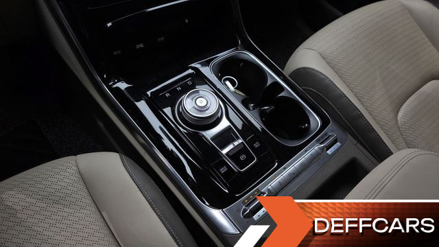 Kia CARNIVAL 9-Seater Signature купить на сайте DeffCars