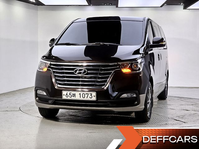 Hyundai STAREX Wheel Chair lift купить на сайте DeffCars