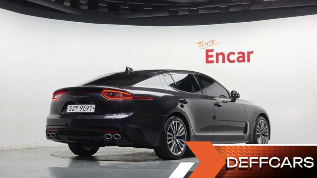 Kia STINGER 2.0 Turbo 2WD Platinum купить на сайте DeffCars
