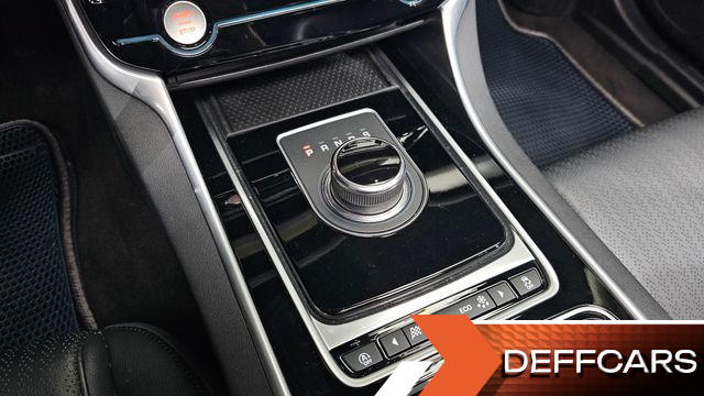 Jaguar XF 25t Prestige купить на сайте DeffCars