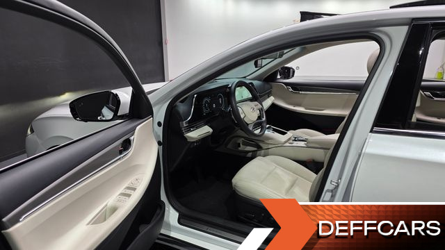 Hyundai GRANDEUR 2.5 Le Blanc купить на сайте DeffCars