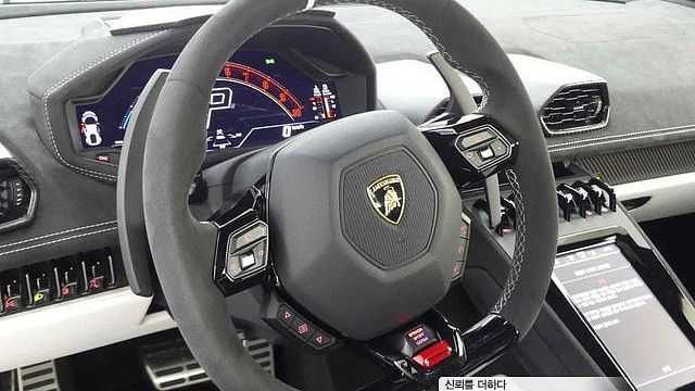 Lamborghini HURACAN LP640-2 Tecnica купить на сайте DeffCars