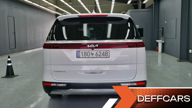 Kia CARNIVAL 9-Seater Signature купить на сайте DeffCars