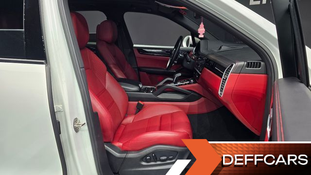 Porsche CAYENNE 3.0 купить на сайте DeffCars