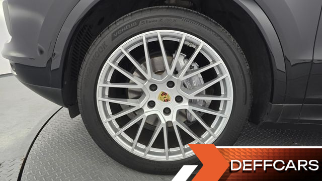 Porsche CAYENNE 3.0 купить на сайте DeffCars