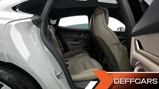 Porsche TAYCAN 4S купить на сайте DeffCars