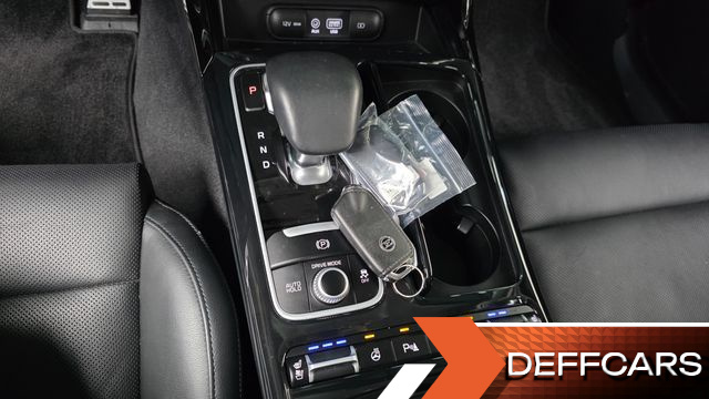 Kia STINGER 2.0 Turbo 2WD Platinum купить на сайте DeffCars