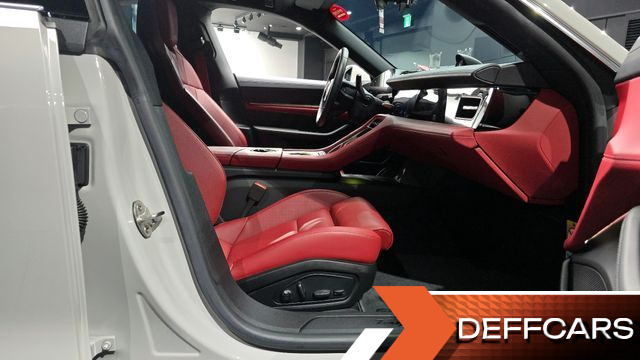 Porsche TAYCAN Base купить на сайте DeffCars