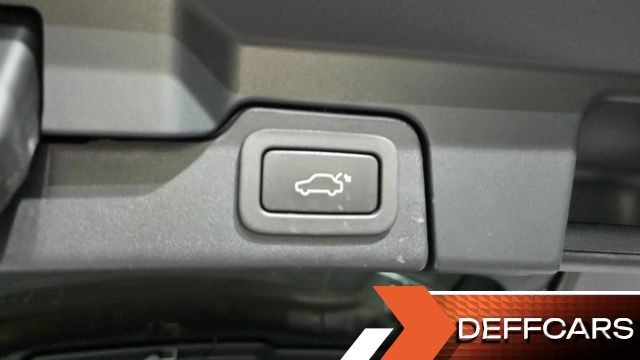 Land Rover RANGE ROVER EVOQUE 2.0 TD4 SE купить на сайте DeffCars