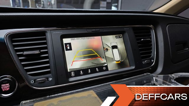 Kia CARNIVAL 7-Seater Limousine President купить на сайте DeffCars