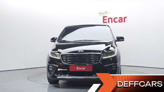 Kia CARNIVAL 9-Seater Luxury купить на сайте DeffCars
