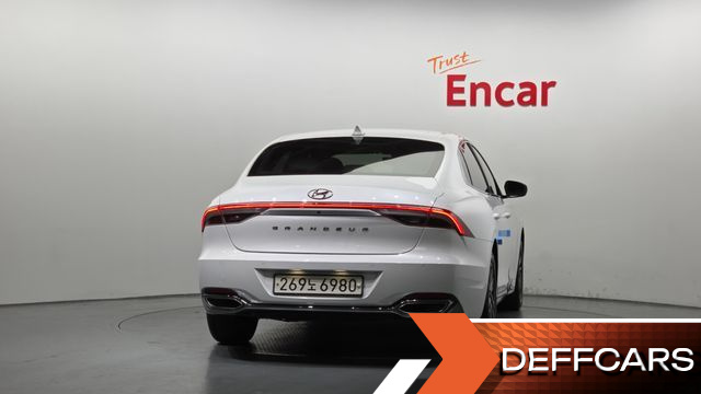 Hyundai GRANDEUR 2.5 Premium Choice купить на сайте DeffCars