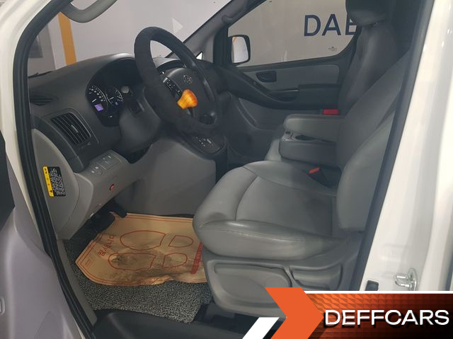 Hyundai STAREX Van 3-Seater Style купить на сайте DeffCars