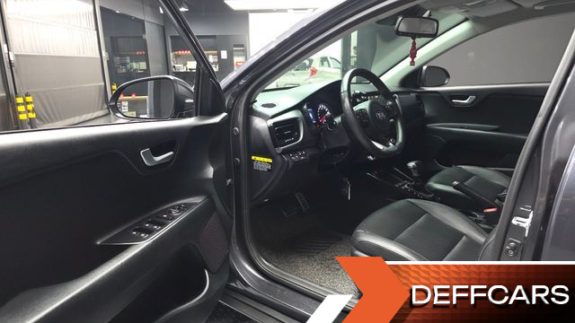 Kia STONIC 1.4 Prestige купить на сайте DeffCars