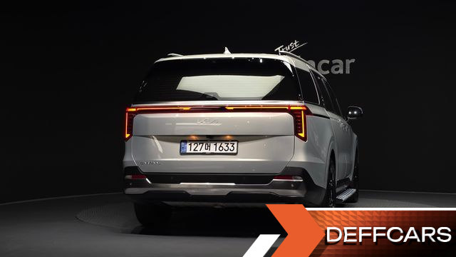 Kia CARNIVAL Gasoline 9-Seater Signature купить на сайте DeffCars