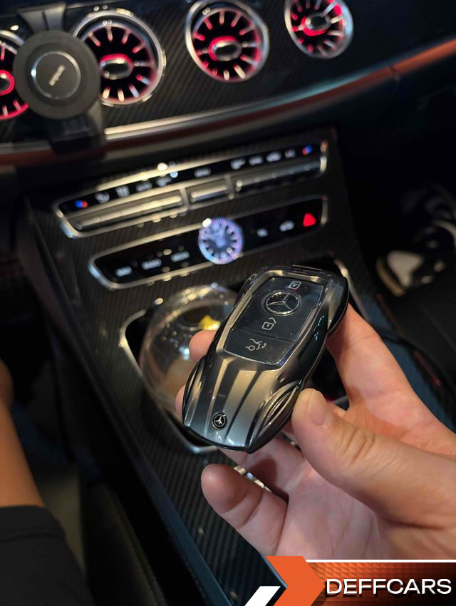 Mercedes E-CLASS E220d Cabriolet купить на сайте DeffCars