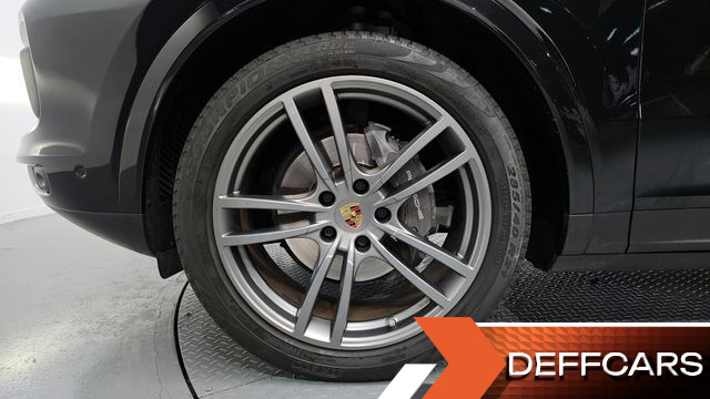Porsche CAYENNE 3.0 PLATINUM EDITION купить на сайте DeffCars