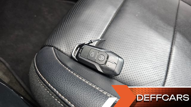 Ford MUSTANG Convertible купить на сайте DeffCars