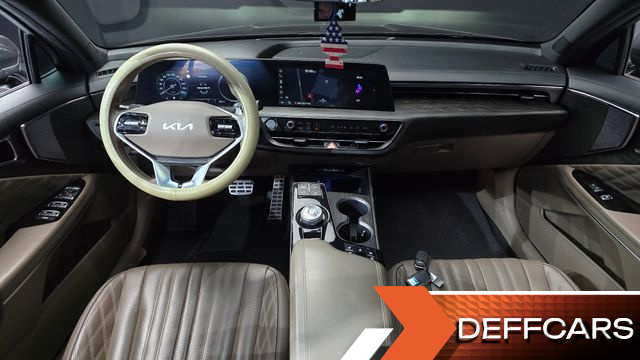 Kia K8 2.5 Gasoline 2WD Signature купить на сайте DeffCars