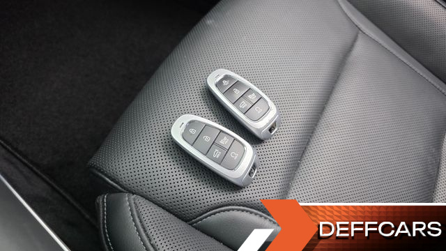 Hyundai GRANDEUR 2.5 Premium купить на сайте DeffCars