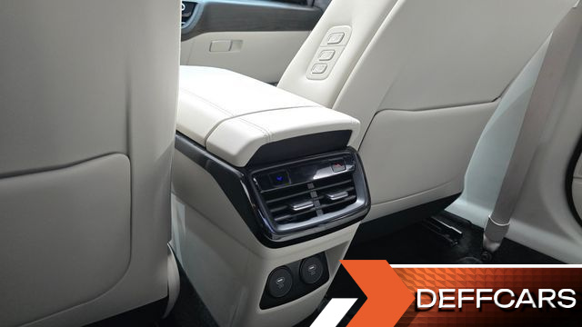 Kia K8 2.5 Gasoline 2WD Signature купить на сайте DeffCars