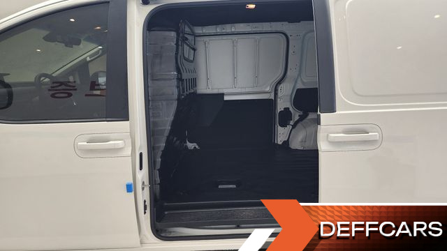 Hyundai STARIA Cargo 3-Seater Smart купить на сайте DeffCars