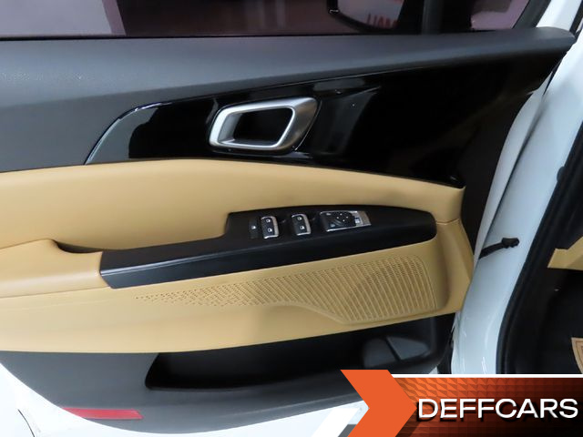 Kia CARNIVAL Diesel 9-Seater Prestige купить на сайте DeffCars