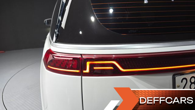 Kia CARNIVAL Gasoline 9-Seater Prestige купить на сайте DeffCars