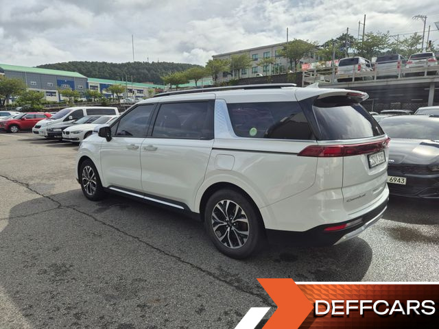 Kia CARNIVAL Diesel 9-Seater Noblesse купить на сайте DeffCars