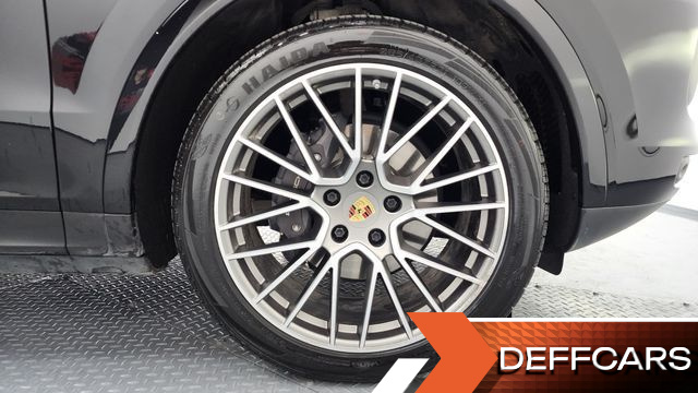 Porsche CAYENNE 3.0 COUPE PLATINUM EDITION купить на сайте DeffCars