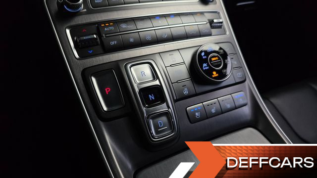 Hyundai SANTAFE Gasoline 2.5T 4WD Calligraphy купить на сайте DeffCars