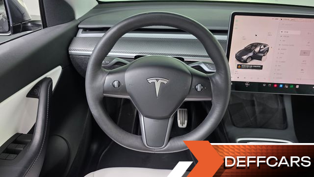 Tesla MODEL Y Long Range AWD купить на сайте DeffCars