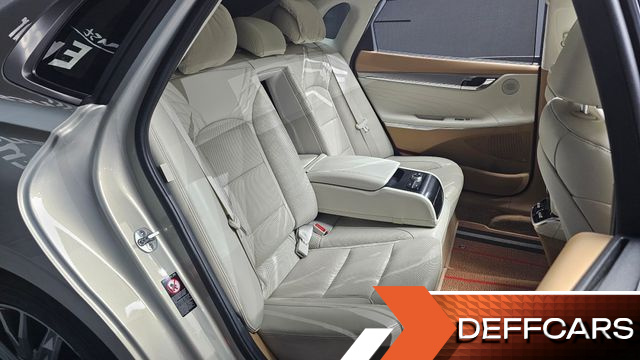 Hyundai GRANDEUR 2.5 Calligraphy купить на сайте DeffCars