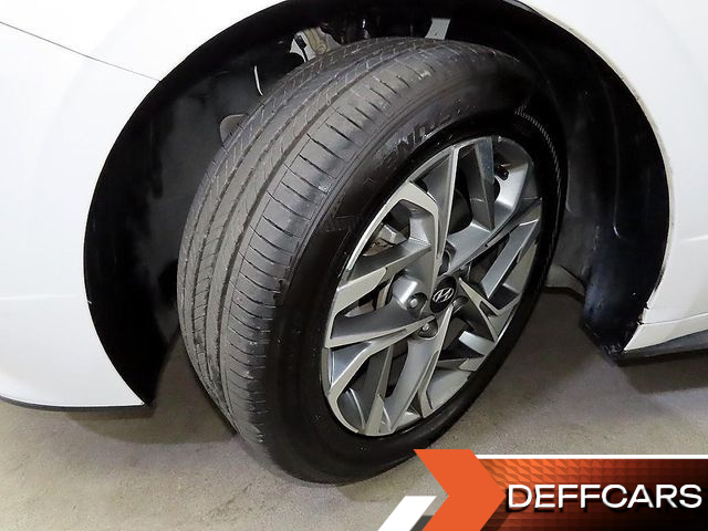 Hyundai SONATA 2.0 Premium Family купить на сайте DeffCars
