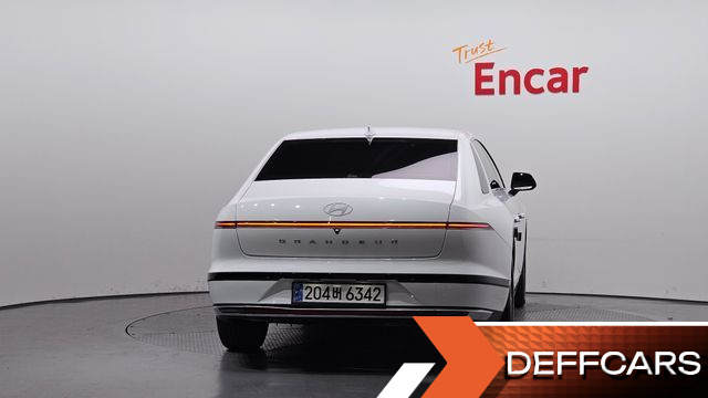 Hyundai GRANDEUR 2,5 Gasoline 2WD Premium купить на сайте DeffCars