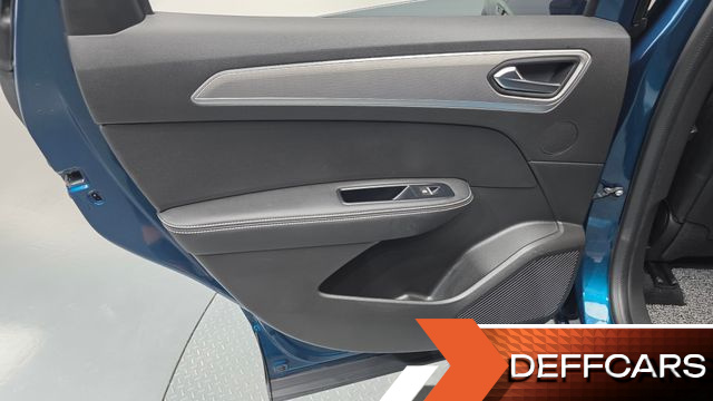 Renault-KoreaSamsung XM3 1.6 E-TECH Inspire e-shifter купить на сайте DeffCars