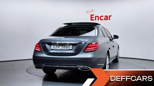 Mercedes E-CLASS E300 4MATIC Exclusive купить на сайте DeffCars