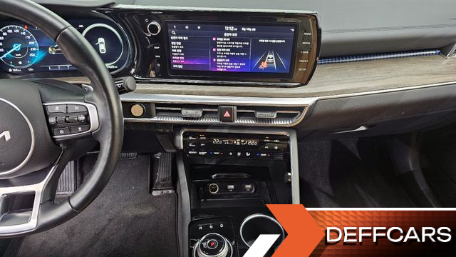 Kia K5 Signature купить на сайте DeffCars