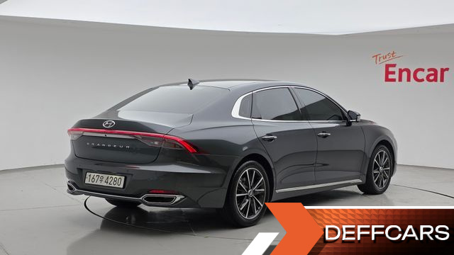 Hyundai GRANDEUR 2.5 Le Blanc купить на сайте DeffCars