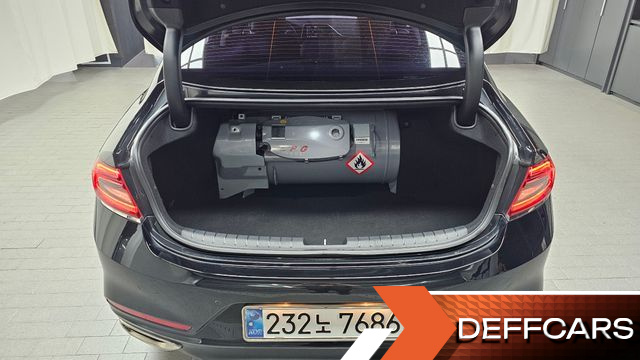 Hyundai GRANDEUR 3.0 LPi Modern Basic (Rental Car) купить на сайте DeffCars
