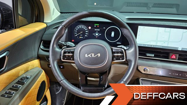 Kia CARNIVAL 9-Seater Hi Limousine (Special Vehicle) купить на сайте DeffCars