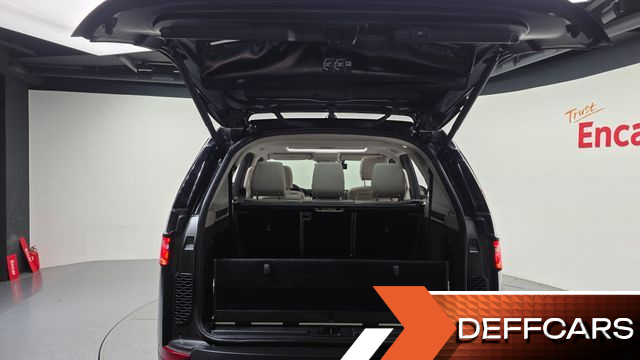 Land Rover DISCOVERY 3.0 SD6 HSE купить на сайте DeffCars