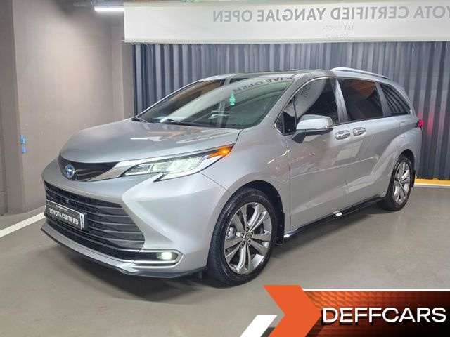 Toyota SIENNA 2.5 Hybrid 2WD купить на сайте DeffCars