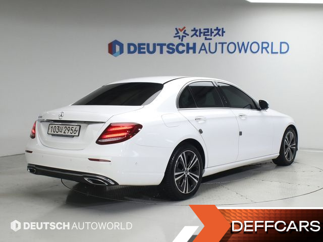 Mercedes E-CLASS E300 Avantgarde купить на сайте DeffCars